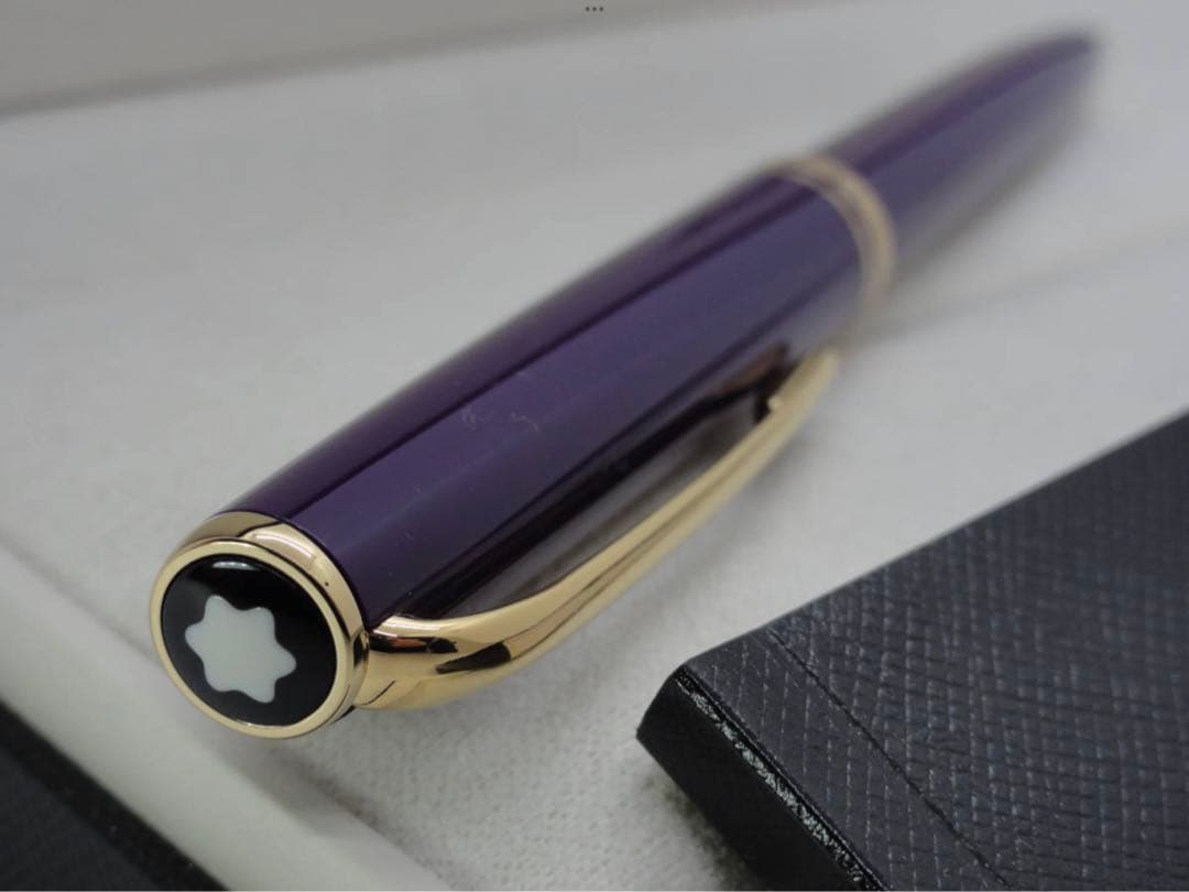 未使用に近い品！非常に稀少な軸色ダークパープル逸品！非常にレアモデル★モンブラン