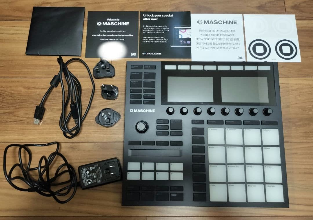 【Maschine Mk3】箱あり　オマケあり　トランスファーIDあり