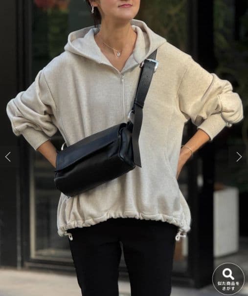 【未使用】BEARDSLEY レザーボディバッグ