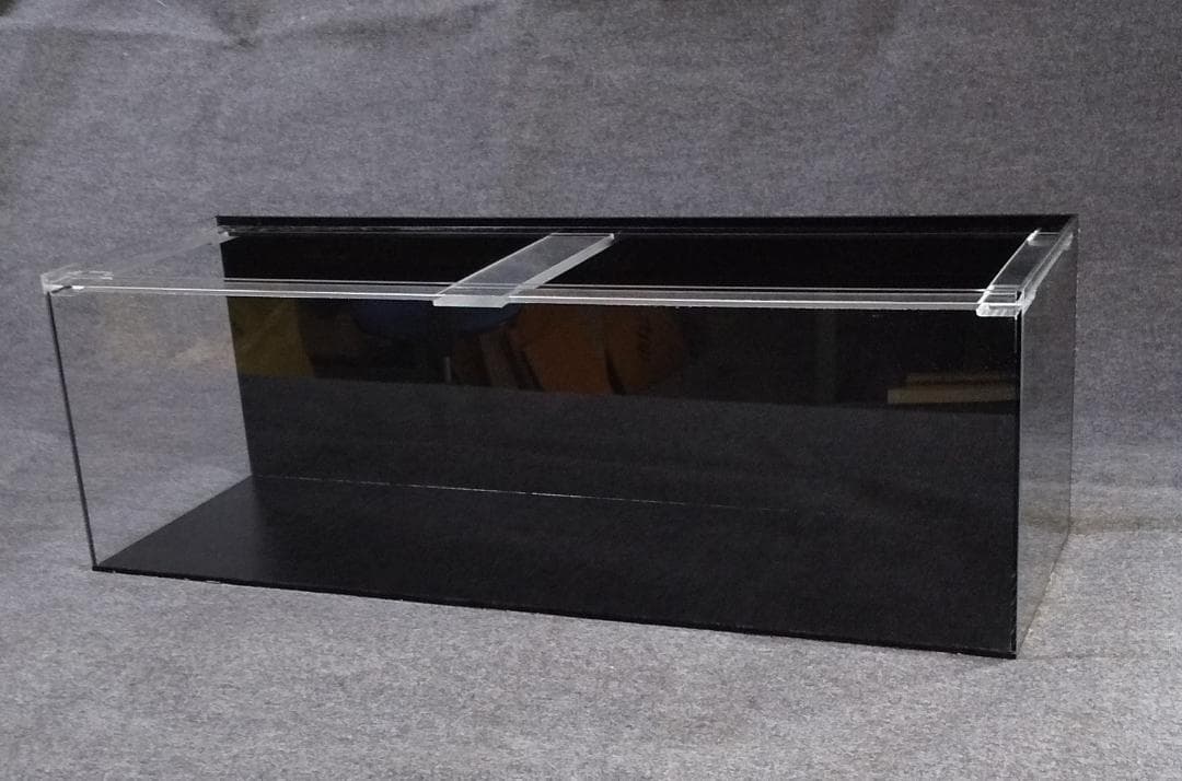 （MISS) アクリル水槽(底面、背面黒マット) 1200×350×350