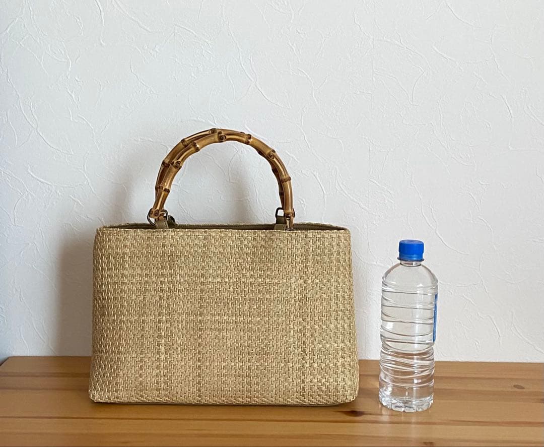 【新品未使用】カゴ風バッグ　生成り