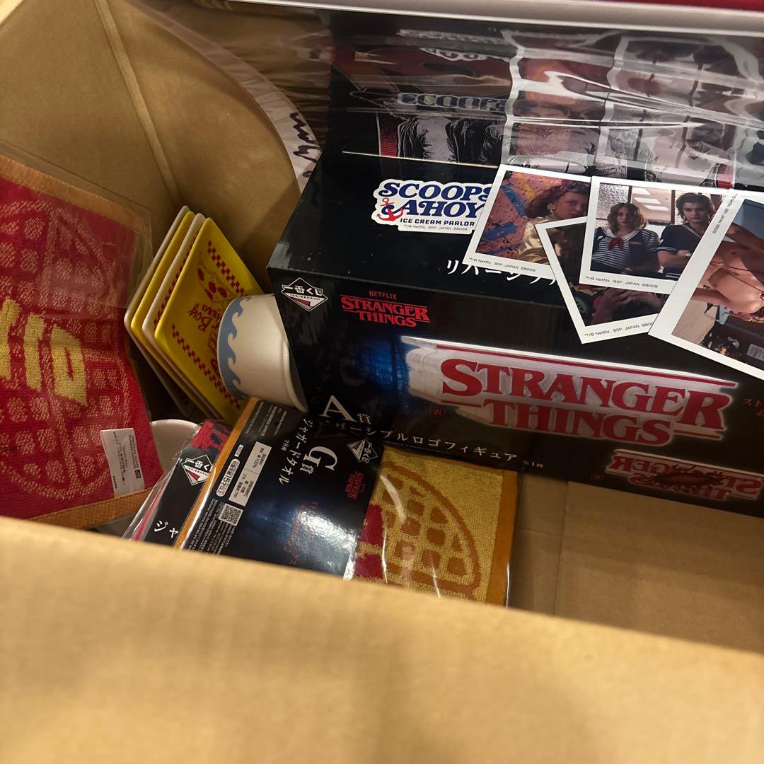 【一番くじ】 ラストワン賞 リバーシブルロゴフィギュア ストレンジャーシングス