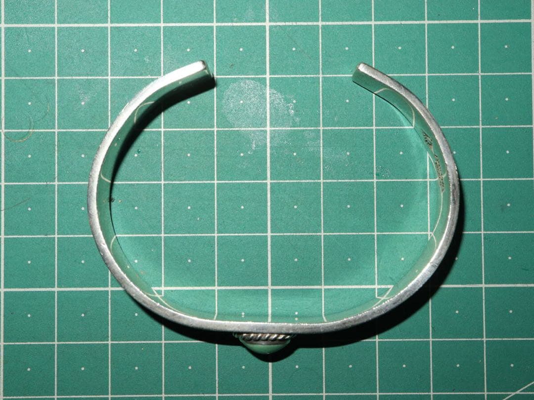 アリゾナフリーダム　シルバー９２５　唐草彫　ターコイズ　バングル ブレスレット