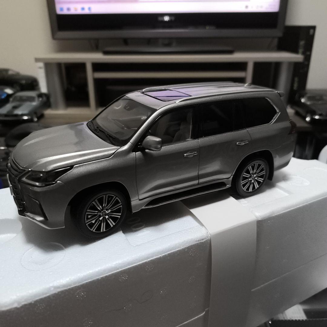 京商 1/18 レクサス LX570 メタリックグレー