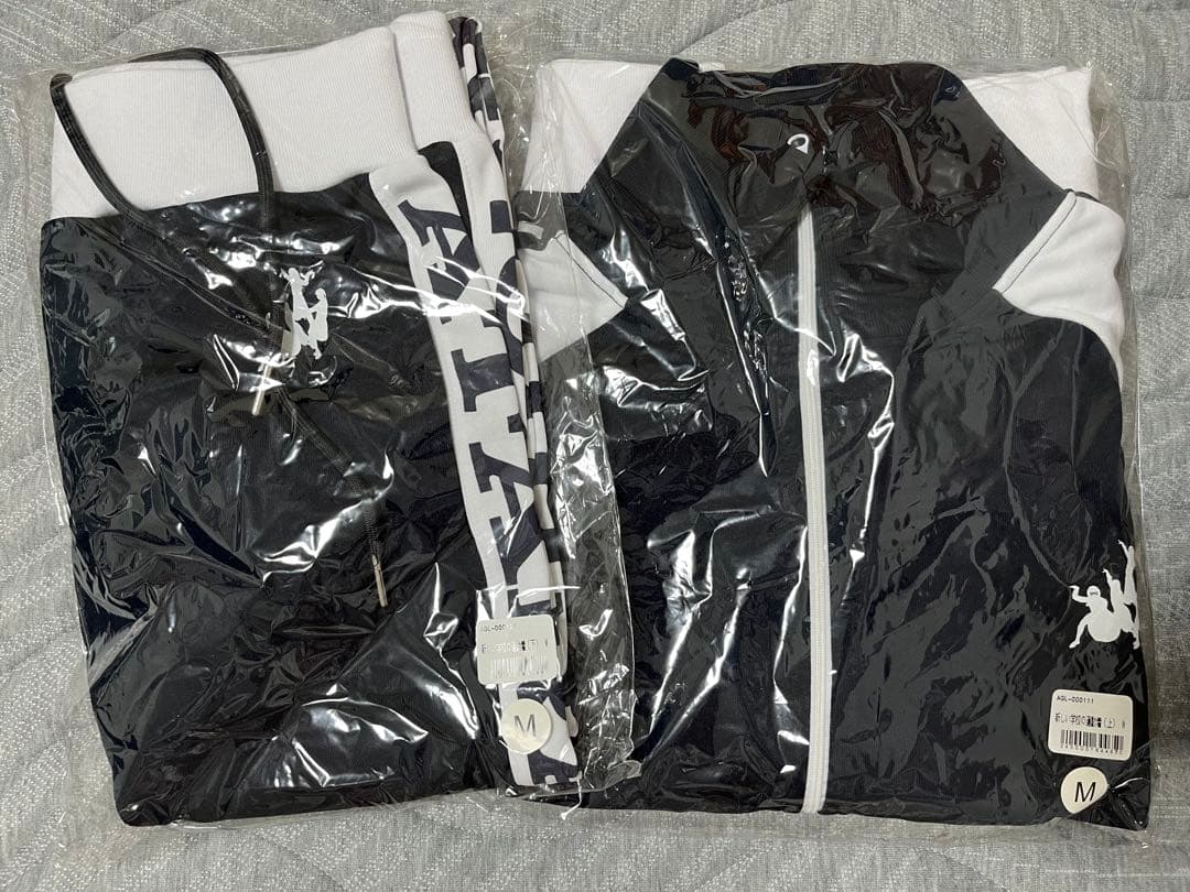 新しい学校のリーダーズ 運動着 ジャージ(紺)Mサイズ