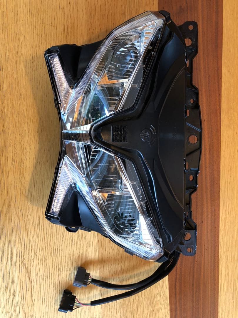 ホンダVFR８００F LEDヘッドライト純正品