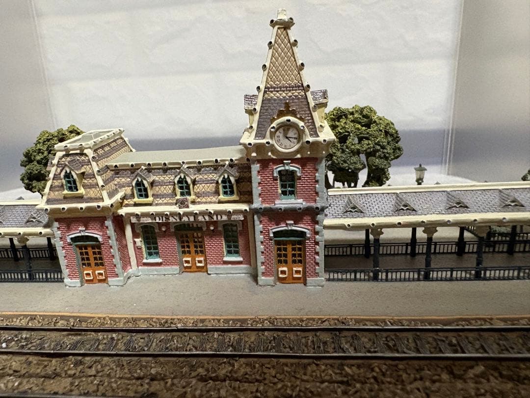 オルショウスキー メインストリートステーションライトアップフィギュア ディズニー