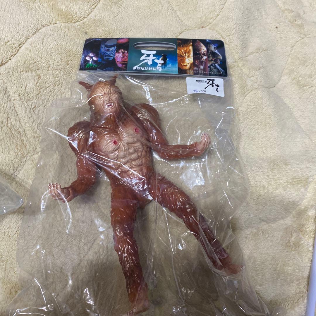 牙吉フィギュア 限定28/300