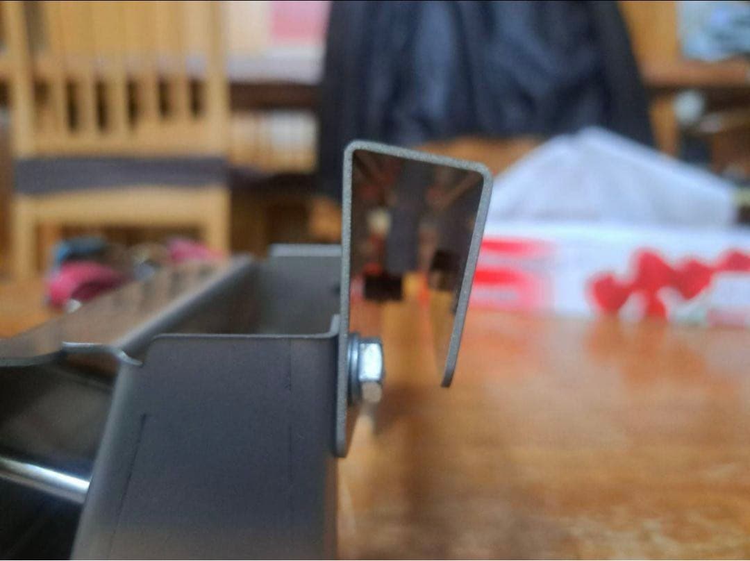 マツダND ロードスター　ナンバープレート左側オフセットステー