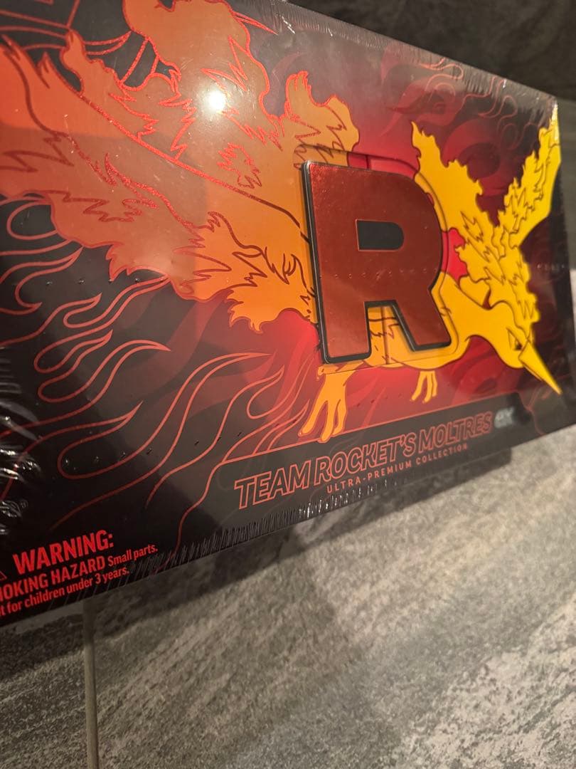 ポケモンカード　フィイヤー　ウルトラプレミアムコレクション　海外限定　未開封