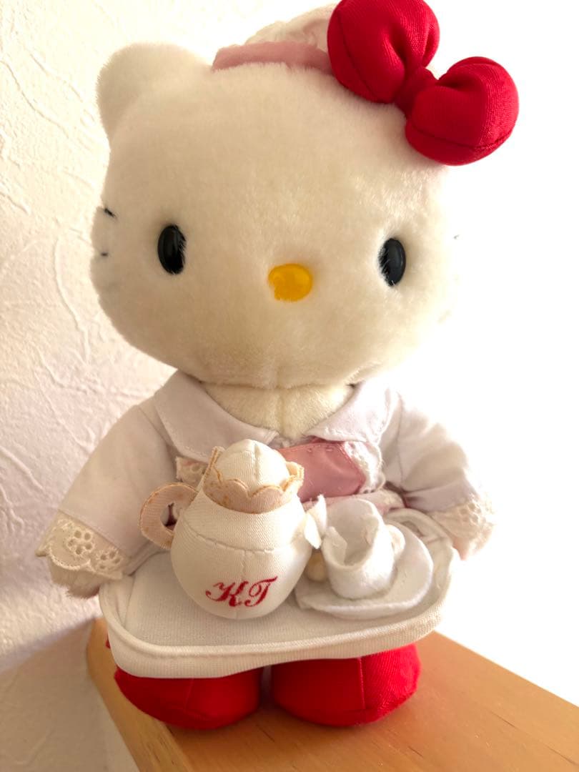 ハローキティ2001 ☆レストラン限定　ぬいぐるみ　サンリオ　タグ付き！