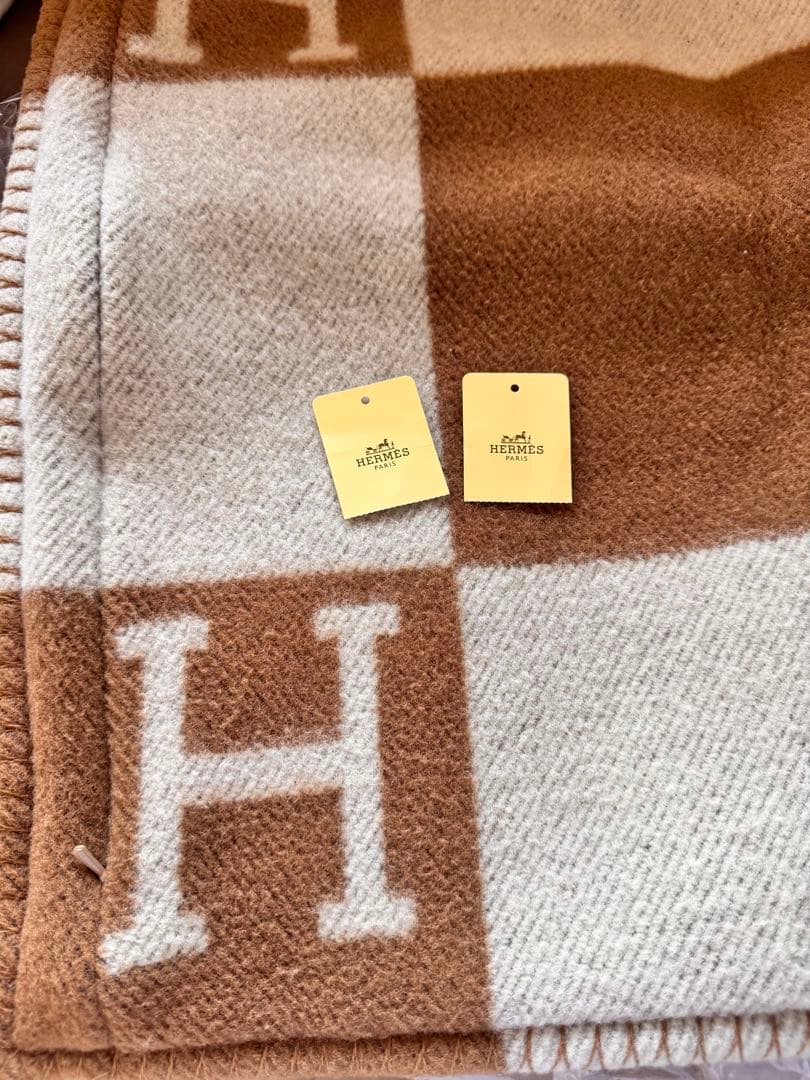 【みおページ】エルメス　アヴァロン　クッションカバー黒色1枚