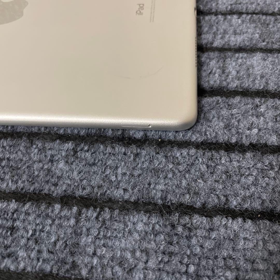 152 iPad Air3 3世代 64GB SIMフリー シルバー