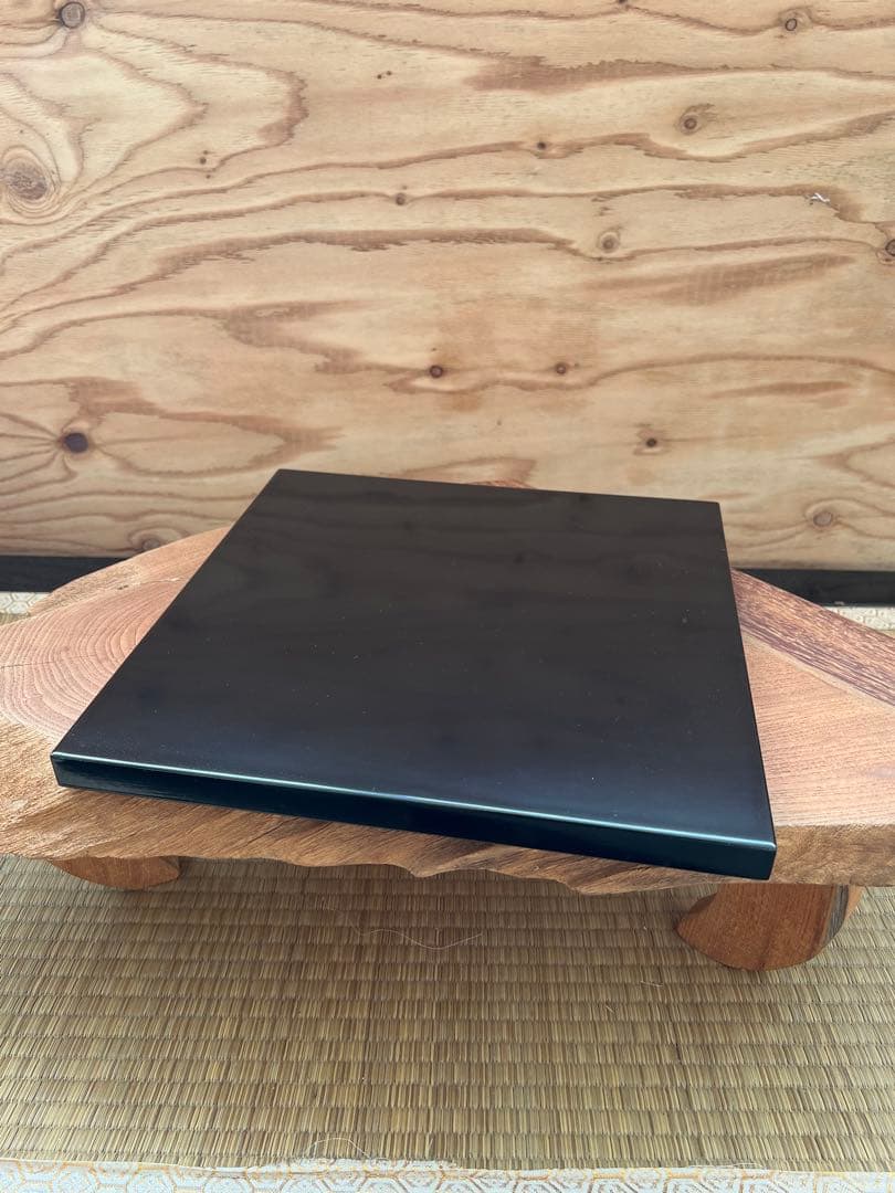 敷板　茶器／茶道具薄板（花入用敷板・花台）敷板　眞塗　元箱付き