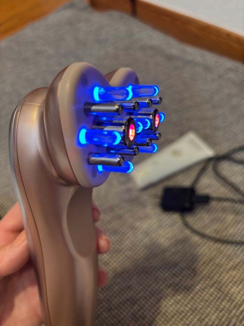 direia ZERU 美顔器 EMS機能付き　ディレイア　ゼル