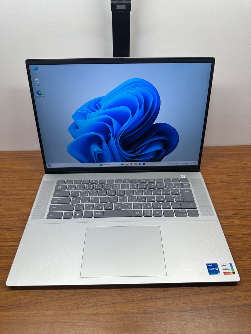 Windowsノート本体 Dell Inspiron 16 (5620) i5-1235 16/512