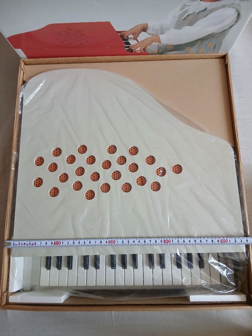KAWAI　河合楽器　ミニピアノ　P32　(白　ホワイト)　未使用　保管品