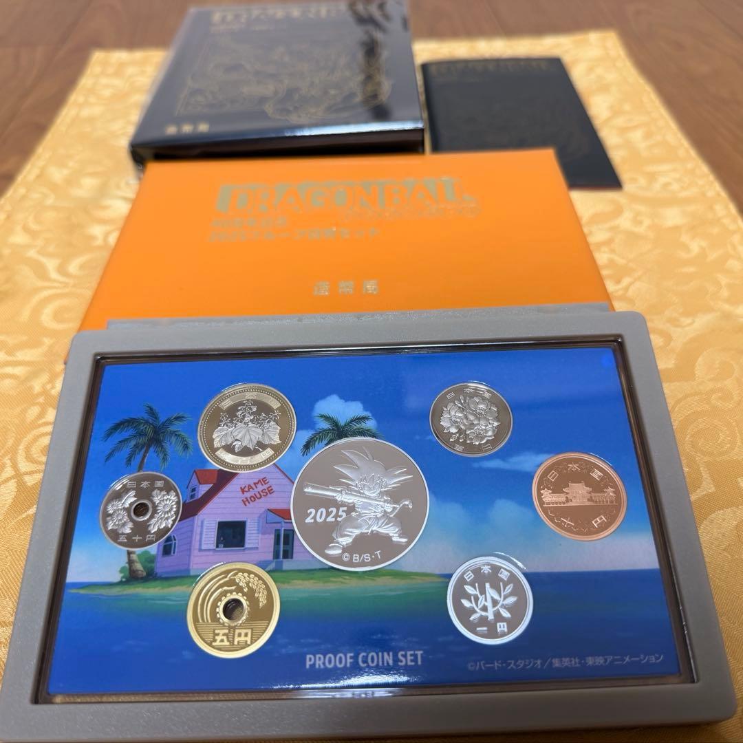 ドラゴンボール40周年記念貨幣セット&2025プルーフ貨幣セット