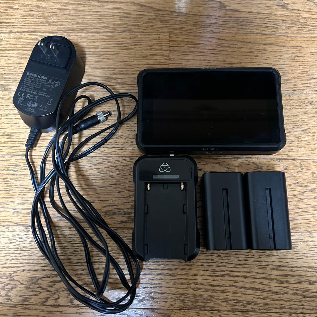 Atomos Shinobi バッテリー2個付き