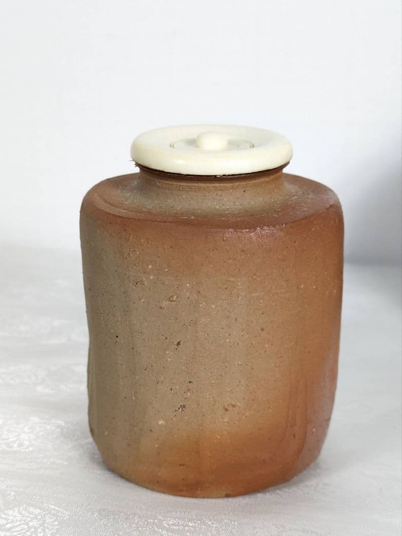 茶道具 茶入 備前焼 伊部焼 伊勢崎満作 仕覆付き 共箱入