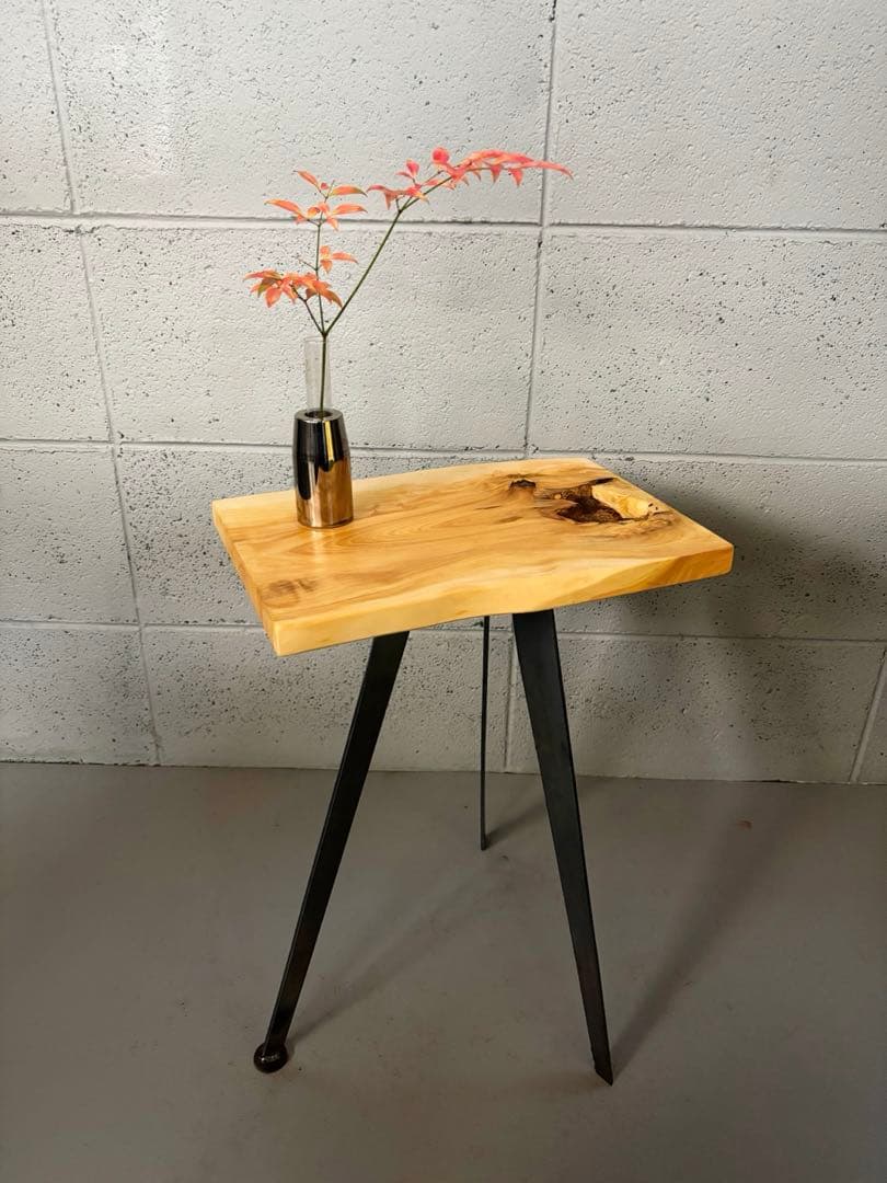 榧木サイドテーブル　コーヒーテーブル　ナイトテーブル　観葉植物置き台