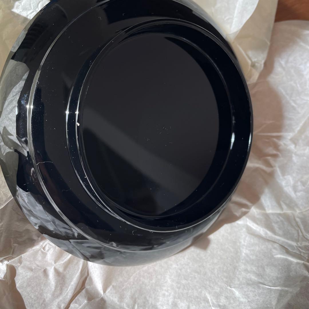 新品未使用　山本寛斎デザインkansai 花モチーフ 黒色平皿 箱付き