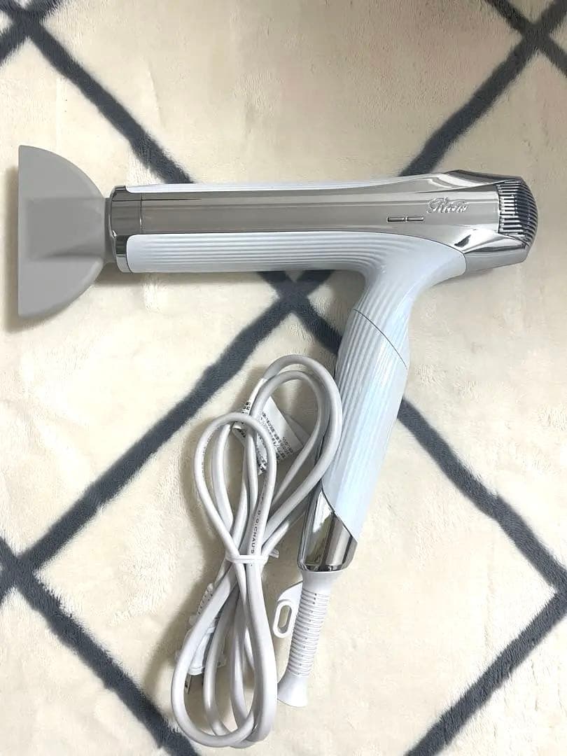 リファビューテック ドライヤースマート ダブル海外兼用モデル