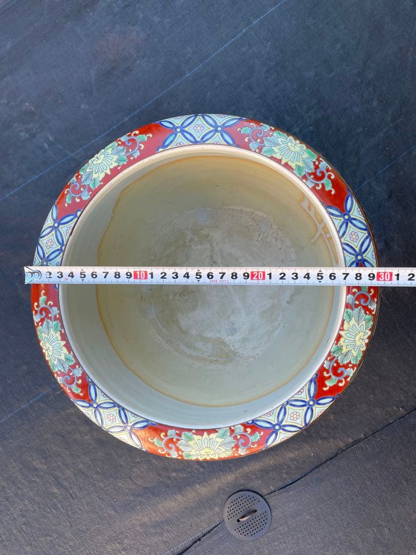 陶器　メダカ鉢・火鉢・花鉢（１２２）