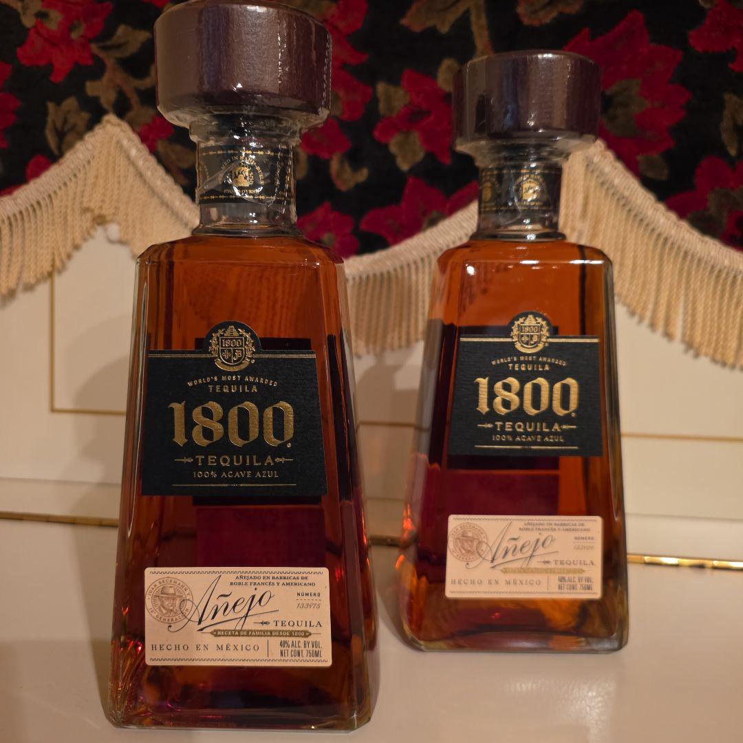 [入手困難 ] クエルボ 1800 アネホテキーラ <2本セット> !