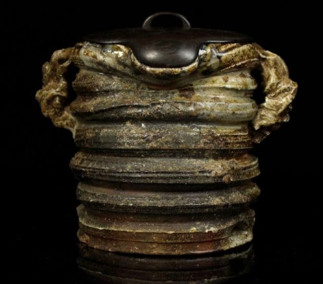 H*Y様 【古信楽焼】破袋　鬼の首　江戸時代 下駄底 耳付 水指 時代茶道具　桃