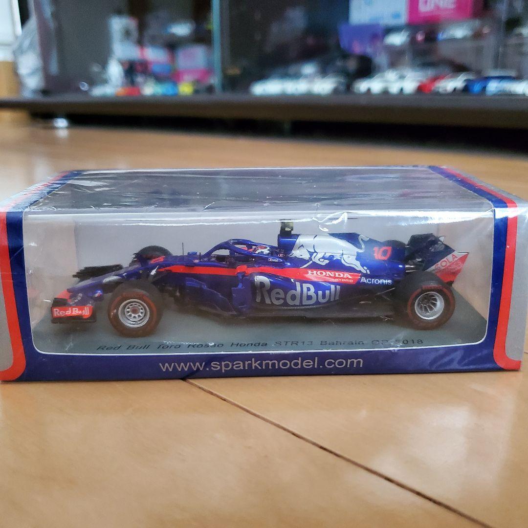 スパーク 1/43 トロロッソ STR13 P.ガスリー 2018バーレーンGP