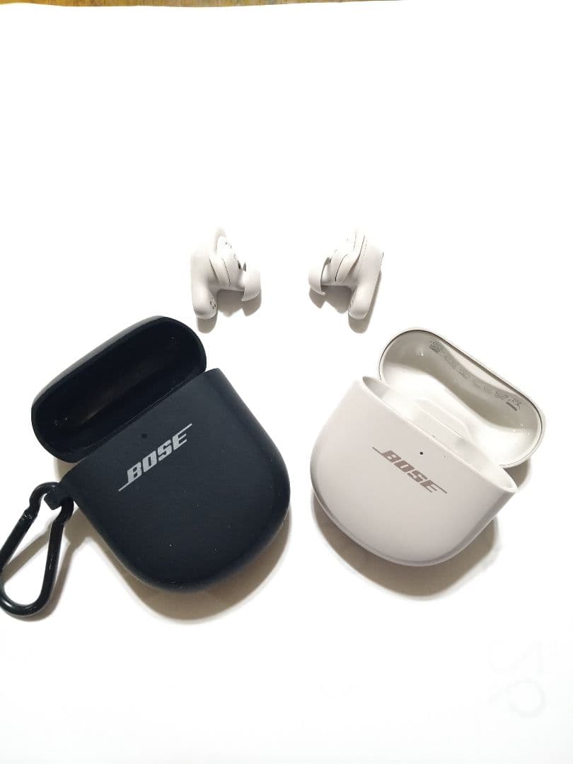マ*ル様 BOSE ワイヤレスイヤホン ブラック ホワイト
