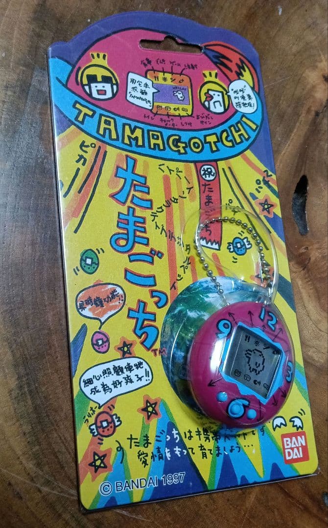 BANDAI Tamagotchi たまごっち ピンク