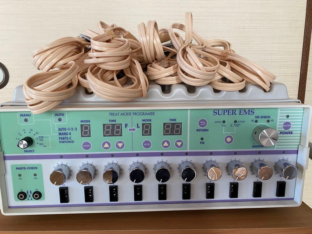 業務用　スーパーEMS 美品〈中古品〉