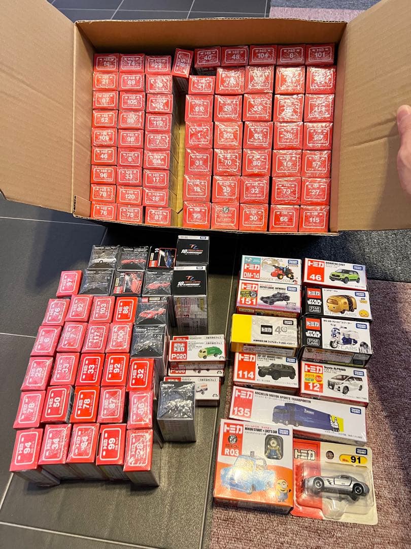 トミカ　大量　廃盤多数　115台　新品