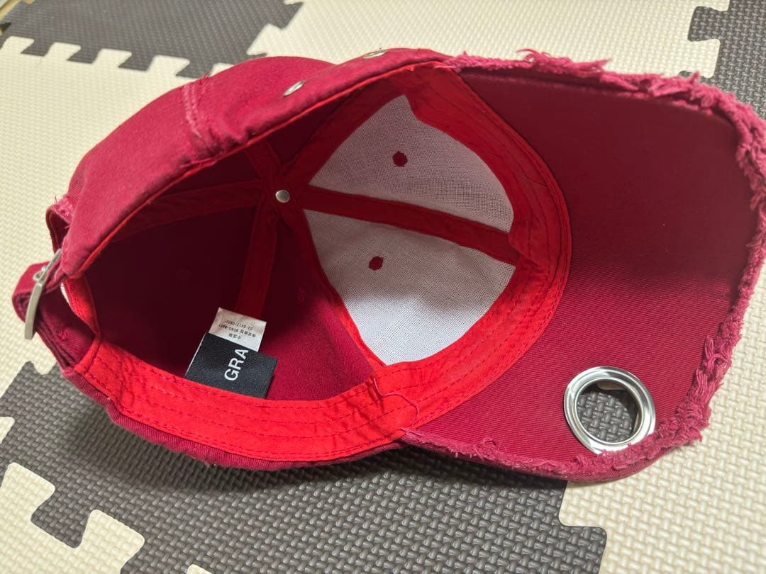 【grancy】赤キャップ