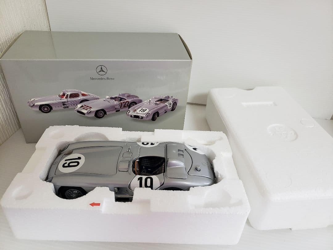 ミニカー MINICHAMPS 1/24 Mercedes-Benz 300 SLR