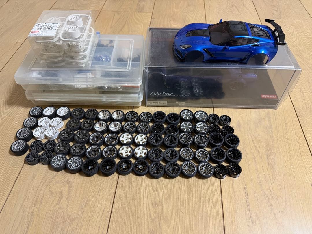 京商ミニッツ ダッジ チャレンジャー　シボレーコルベット