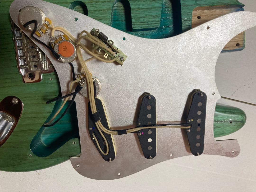 Sword ストラトキャスター スワンプアッシュ ボディ