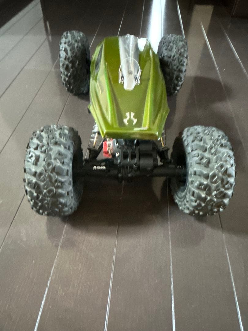 ホビーラジコン axial xr10