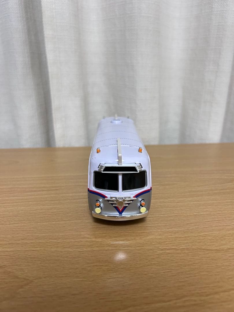 東京ディズニーリゾート限定 ディズニーリゾートクルーザー ブリキ製全長約22cm