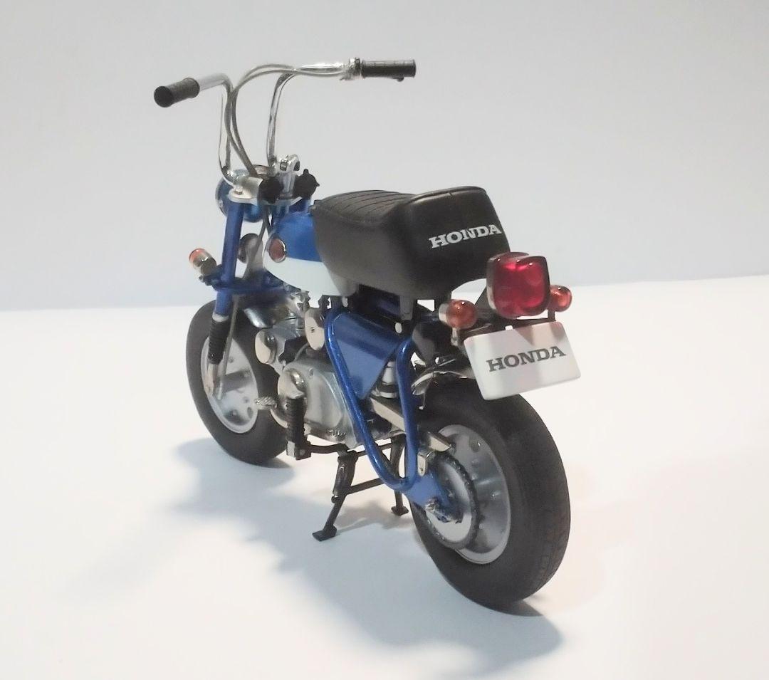 【新品】エブロ 1/10 ホンダモンキー Z50Z