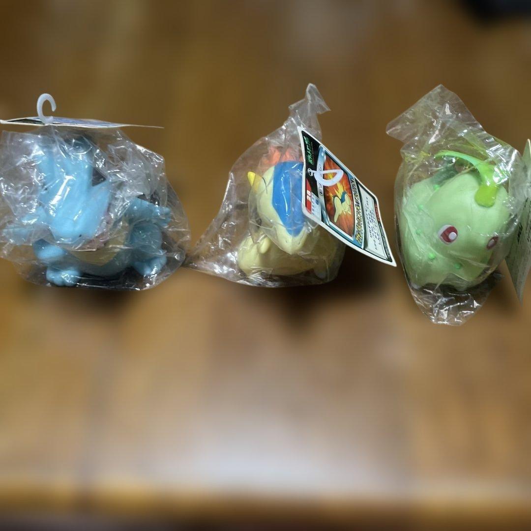 ポケモン デラックスフィギュアコレクション ヒノアラシ/チコリータ/ワニノコ