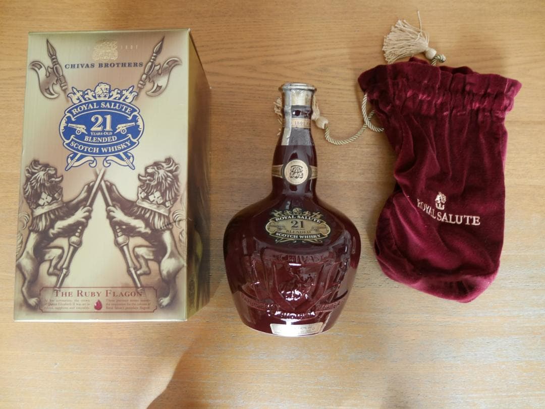 ロイヤルサルート２１年　1000ml 3本セット　値下げ！