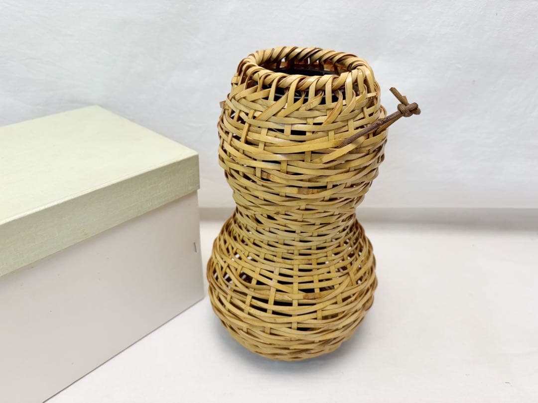 未使用 華道具 白竹 瓢箪形 花入 ひさご 掛置兼用 おとし付き 元箱